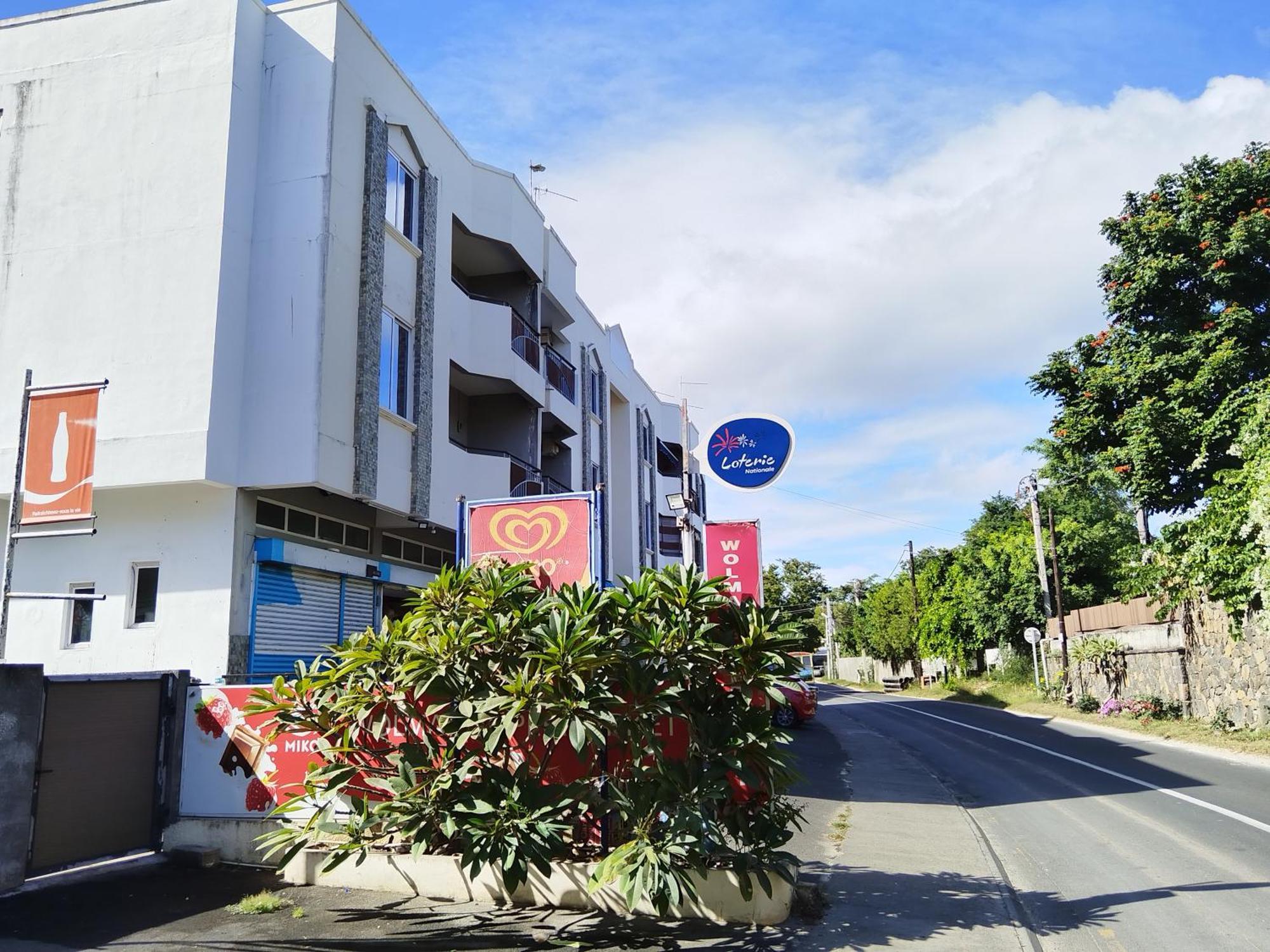 Morsky Vanek Apartment Flic-en-Flacq Esterno foto